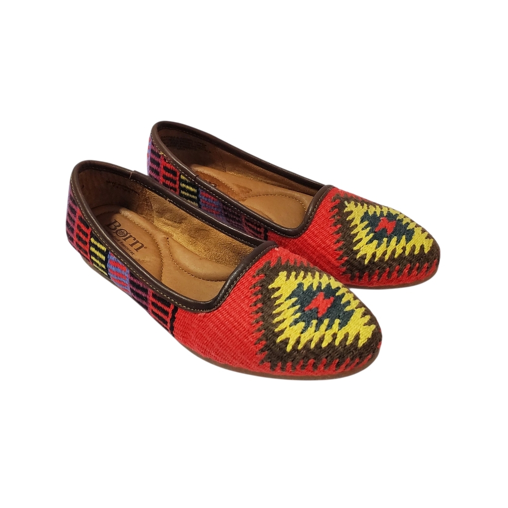 BORN Women's Giselle Red Slip On Southwestern Flat Size 7.5 - Picture 2 of 13